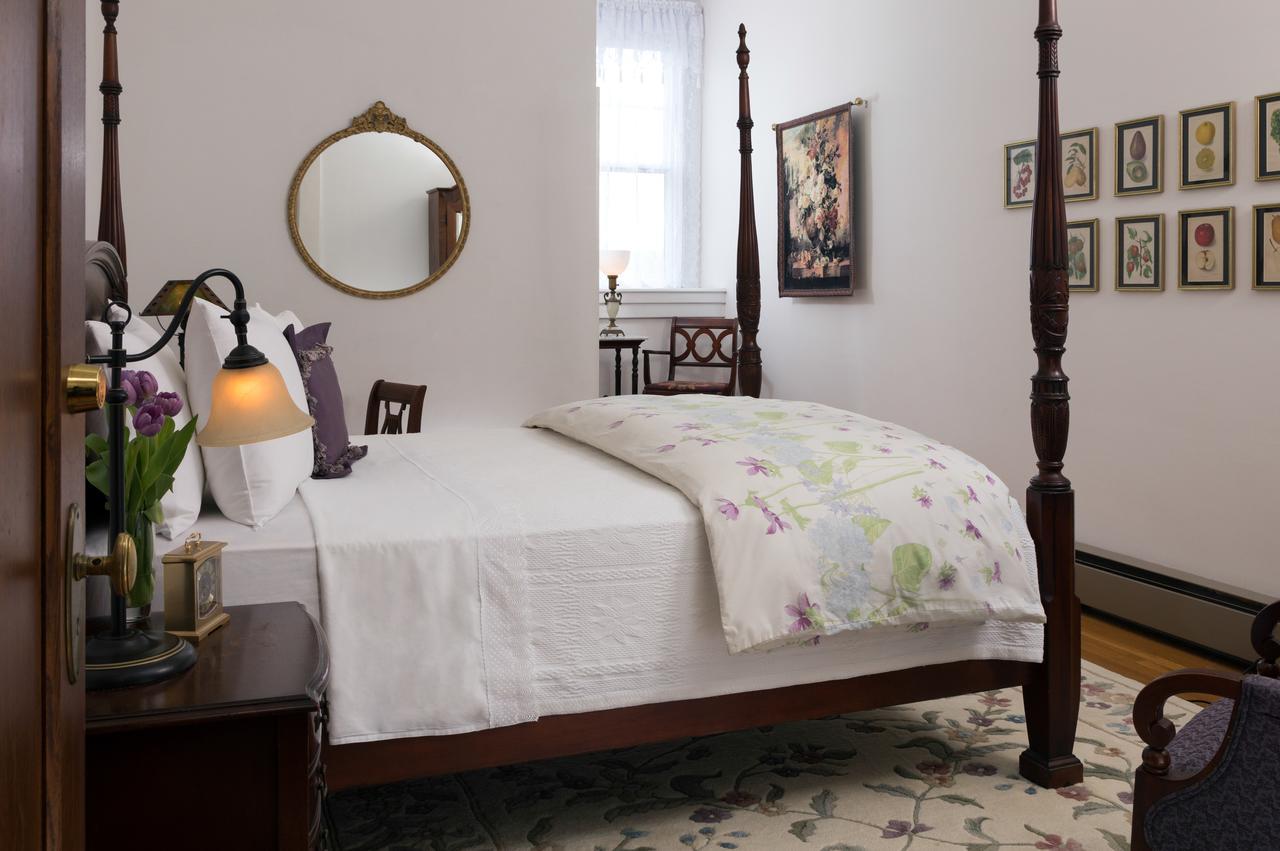 Mercersburg Inn Екстериор снимка