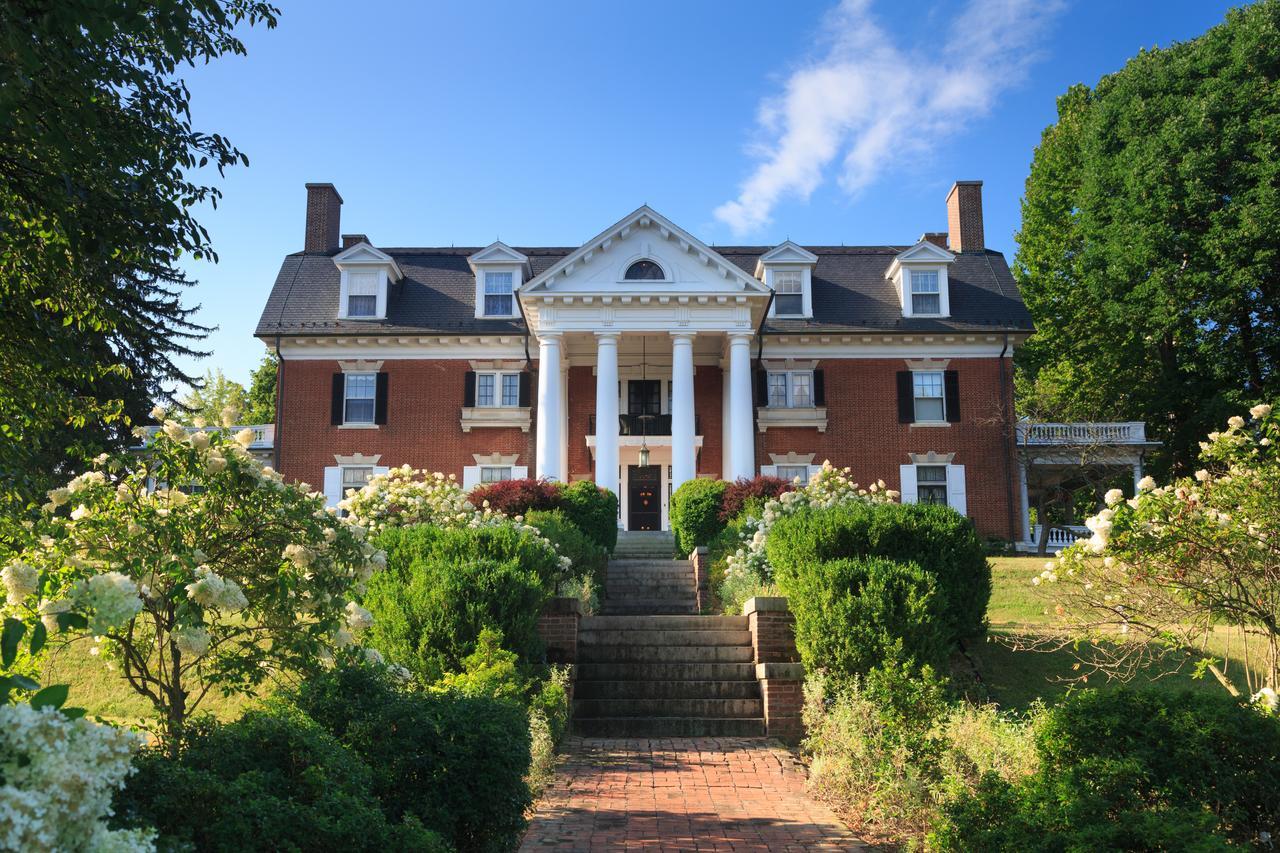 Mercersburg Inn Екстериор снимка