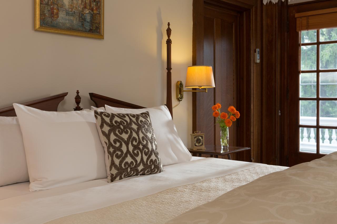 Mercersburg Inn Екстериор снимка